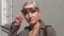 Czech Streets / Rychlý prachy 3 - blondýnka Monika