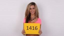 CzechCasting 1416 - dominantní česká dívka Scarlet